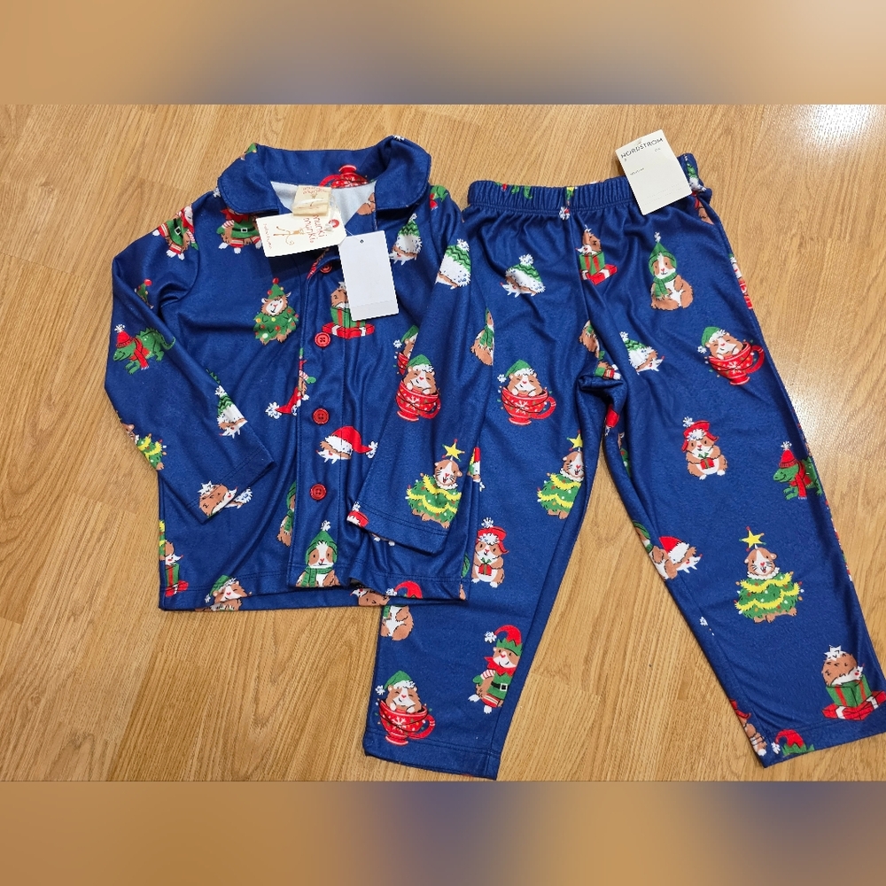 NWT munki munki Holiday Print Kids Pajama Set